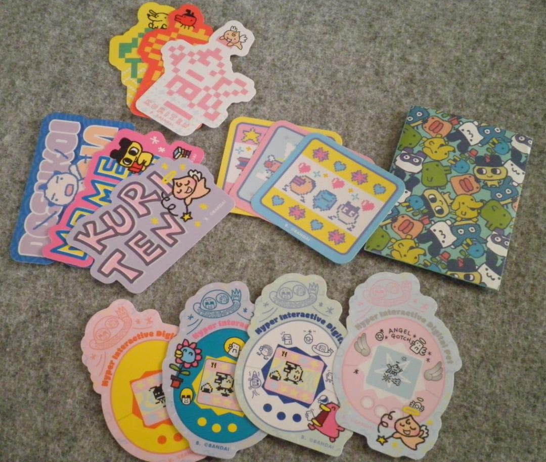 たまごっち まとめ売り キーホルダー　缶バッジ　ステッカー　リング　セット