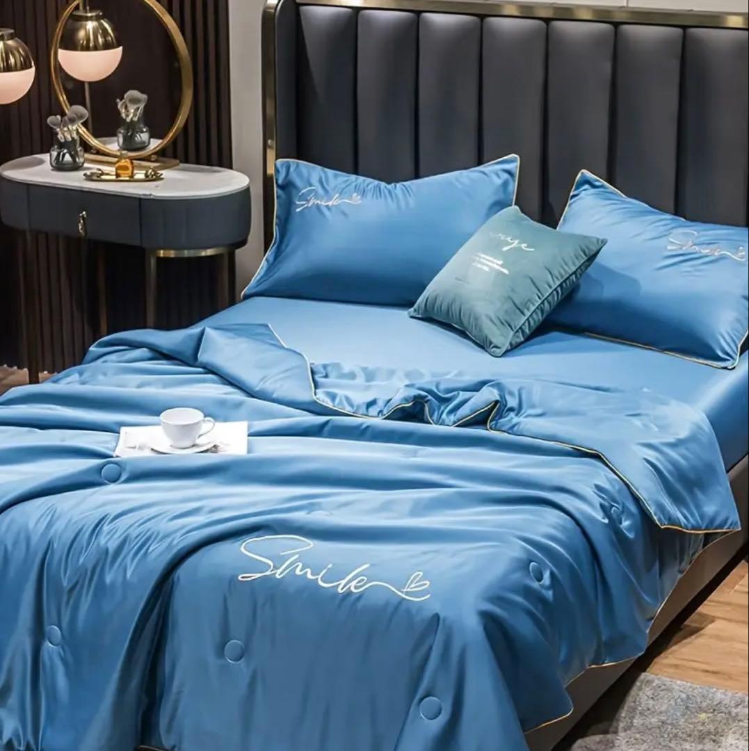 ✨【プレミアムサテン調ブランケット – “Smile”エディション】✨