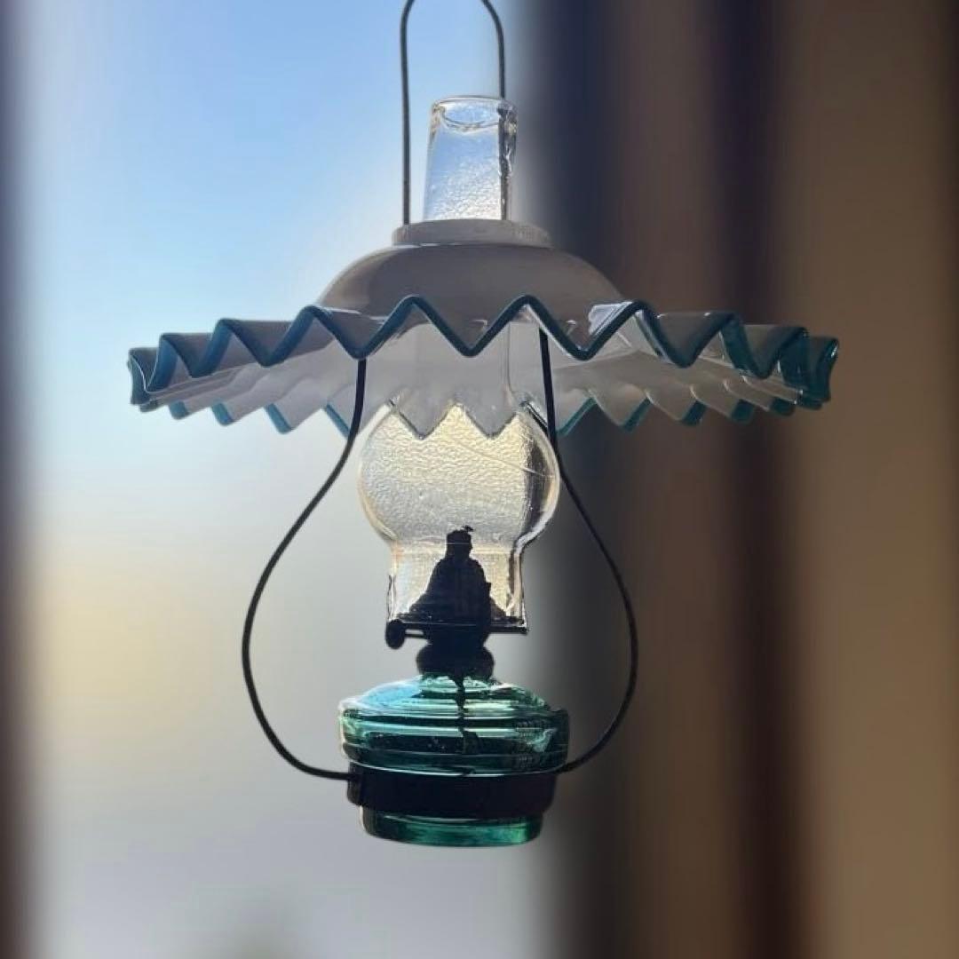 昭和レトロ オイルランプ ミルクガラス フリルシェード 青縁 吊り下げランプ