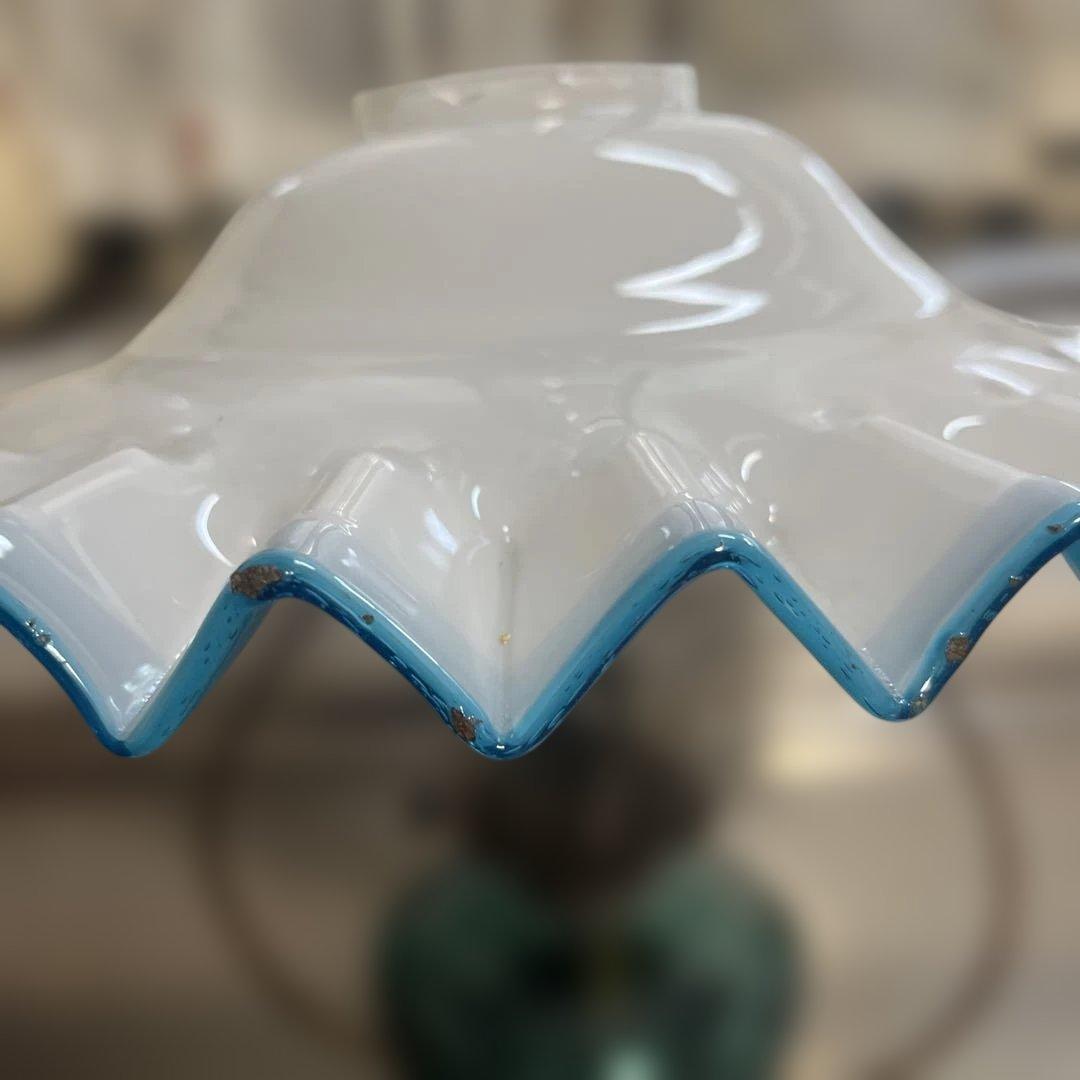 昭和レトロ オイルランプ ミルクガラス フリルシェード 青縁 吊り下げランプ