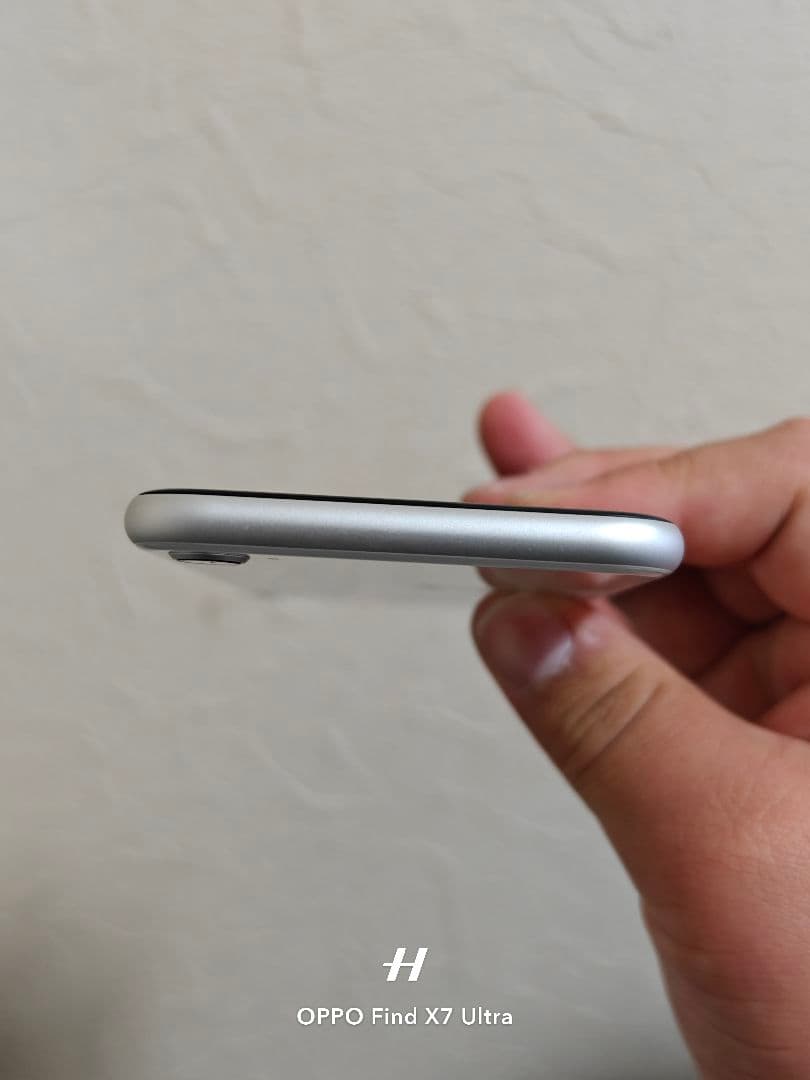 Apple iPhone SE2 64GB バッテリー96%