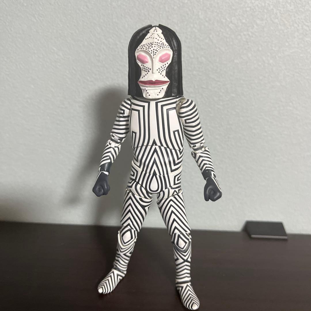 ダダ フィギュアーツ