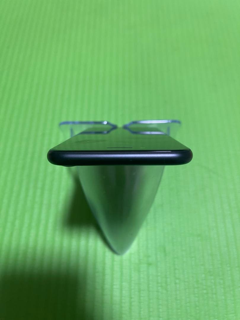 Iphone7 32GB ブラックSIMフリーバッテリー97%