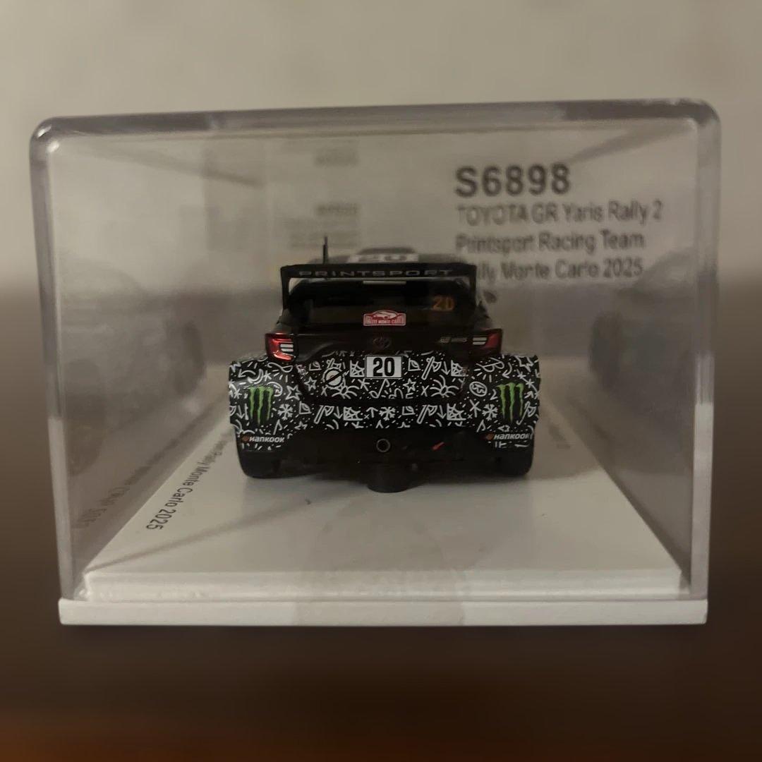 TOYOTA GR Yaris Rally 2 ミニカー　オリバー　ソルベルグ