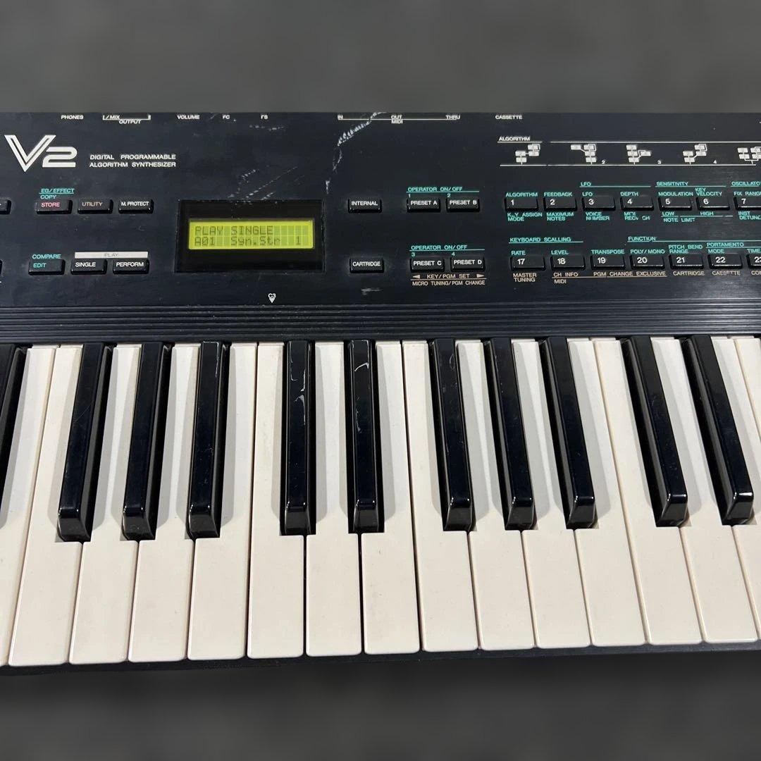 YAMAHA V2シンセサイザー / ヤマハ ヴィンテージ アナログ