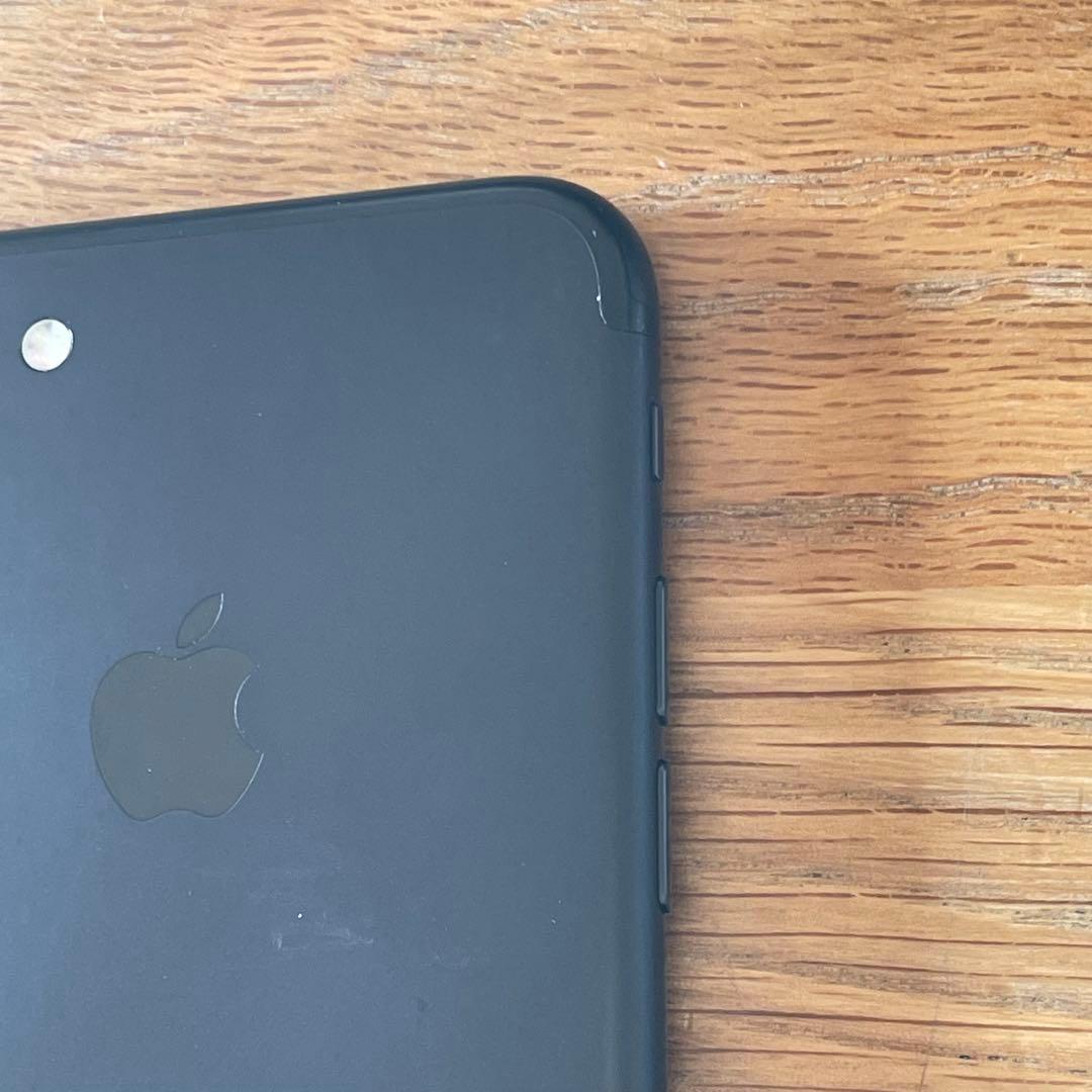 iPhone 7 ￼ 128 GB 匿名発送　最大充電74% SIMフリー