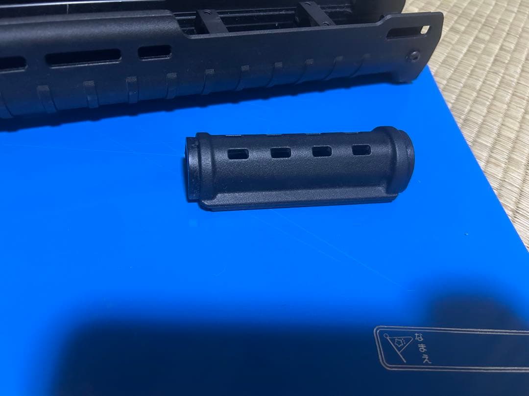 マグプル実物　ak用ハンドガード上下セット