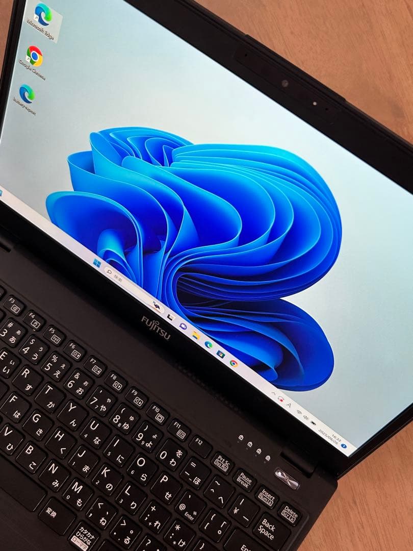 薄型 軽量ハイスペックノートPC 富士通 LIFEBOOK i7 8世代