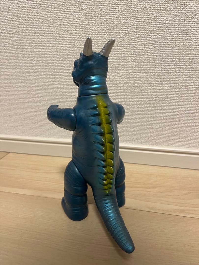 珍カラー パゴス ブルマァク 復刻 マルサン ウルトラマン ゴジラ 怪獣