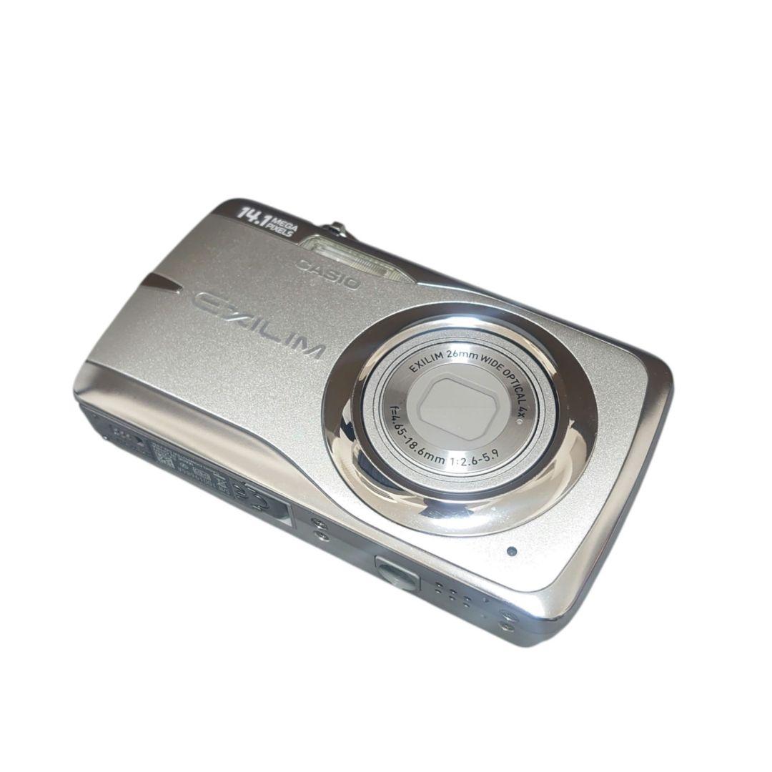 CASIO EXILIM ZOOMデジタルカメラ EX-Z550 バッテリー新品