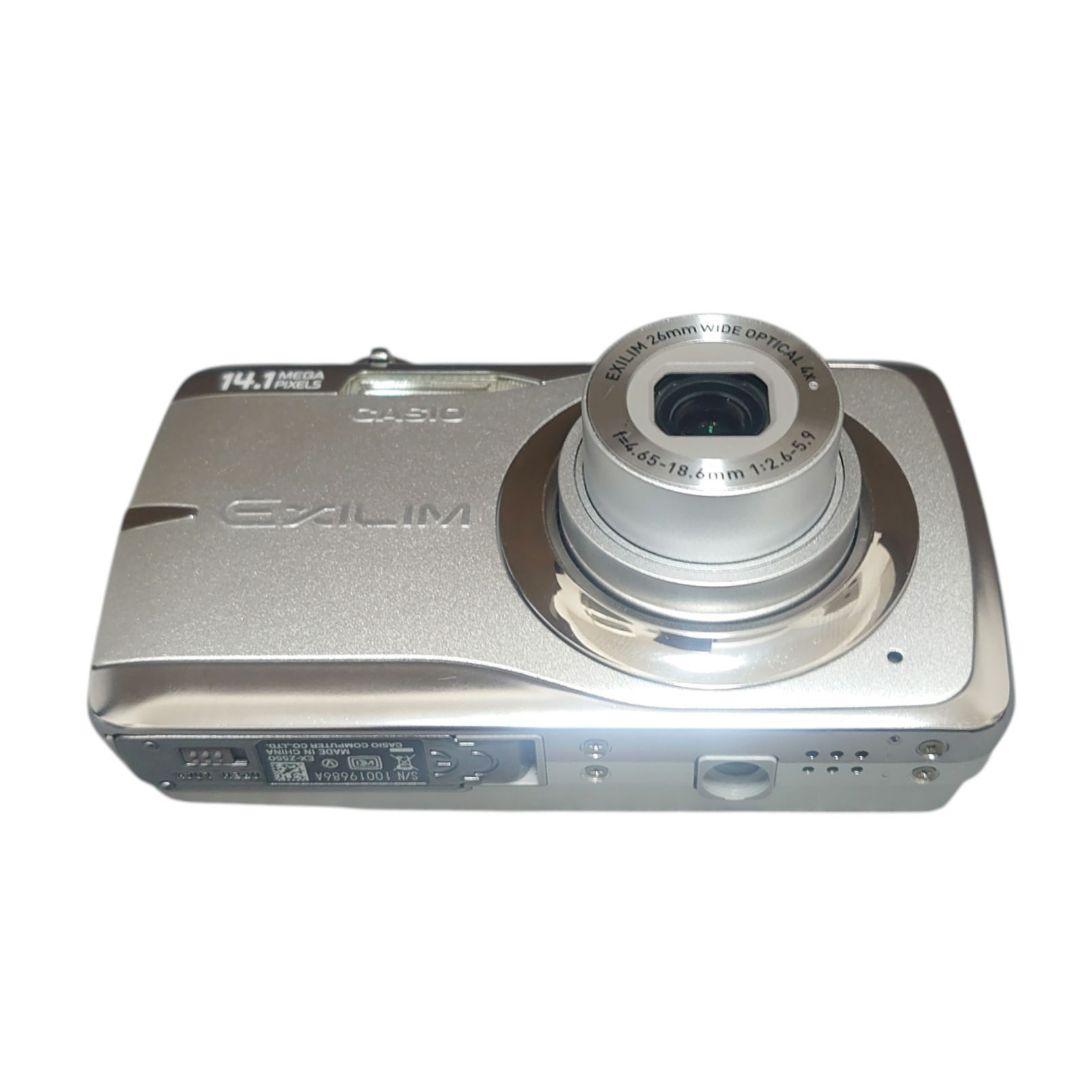 CASIO EXILIM ZOOMデジタルカメラ EX-Z550 バッテリー新品
