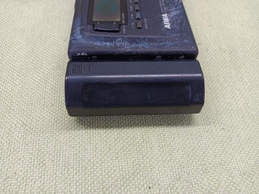 都《UDMBD》AIWA　HS-JX70　カセットプレーヤー　ジャンク