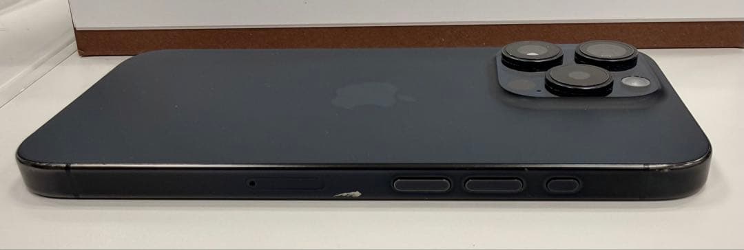 iPhone 15 Pro ブルーチタニウム128GB