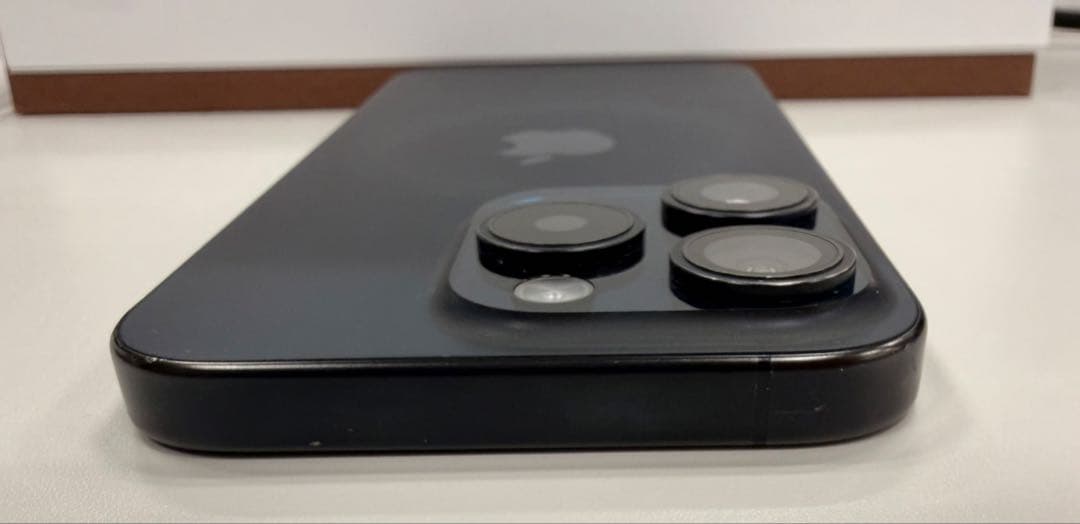 iPhone 15 Pro ブルーチタニウム128GB