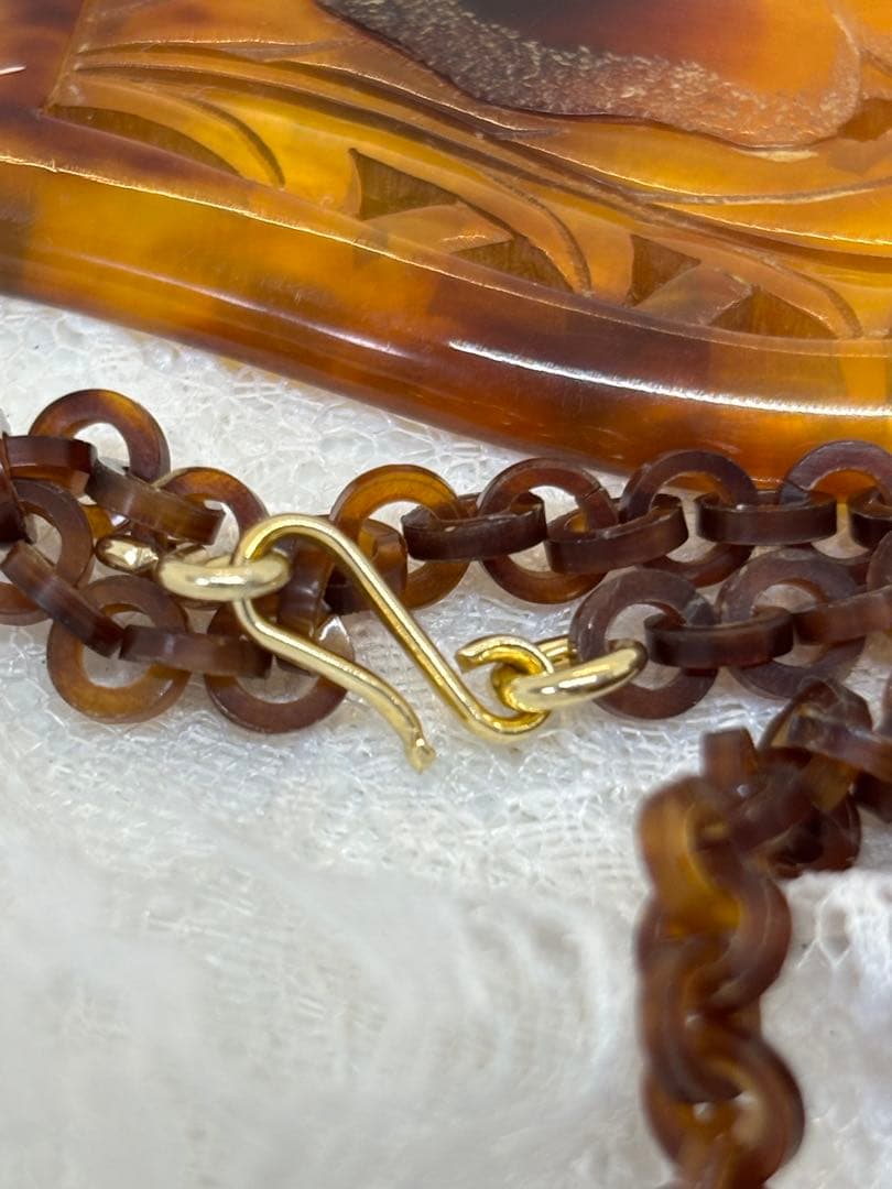 一点物 鼈甲製　花彫刻 ロングネックレス レディース　オシャレ　上品