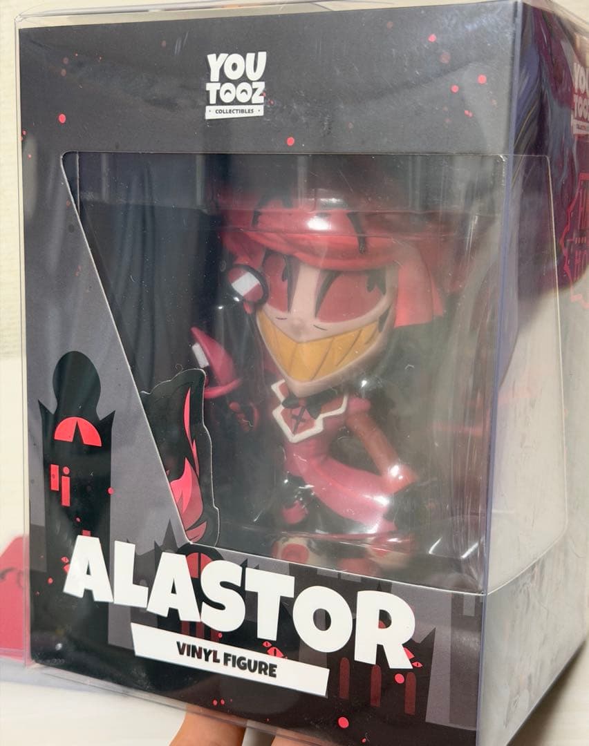 ハズビンホテル アラスター フィギュア ピンバッジ セット売り