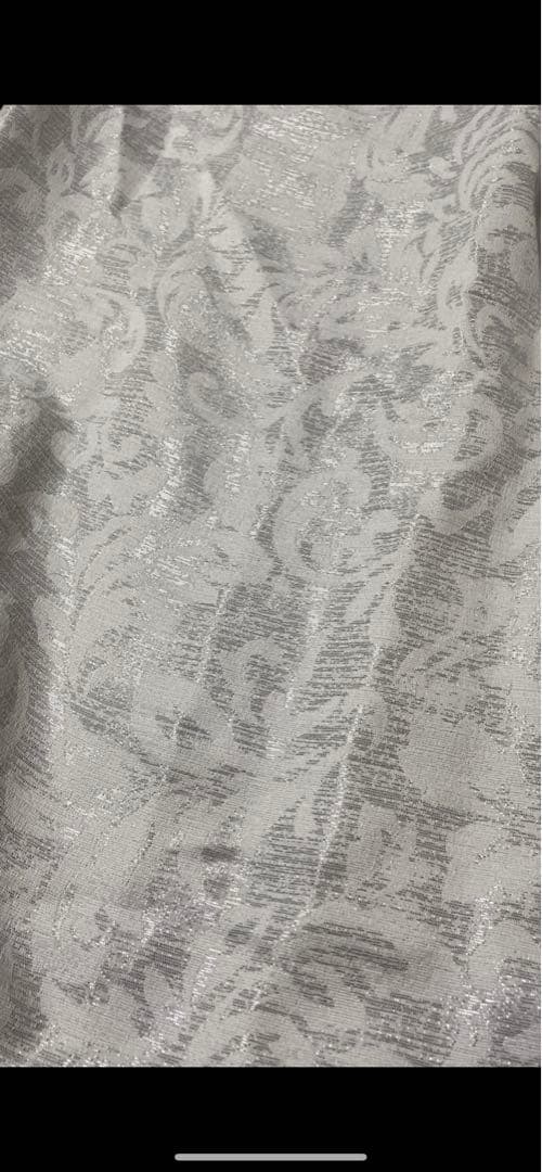 ナフコ　ラメカーテン