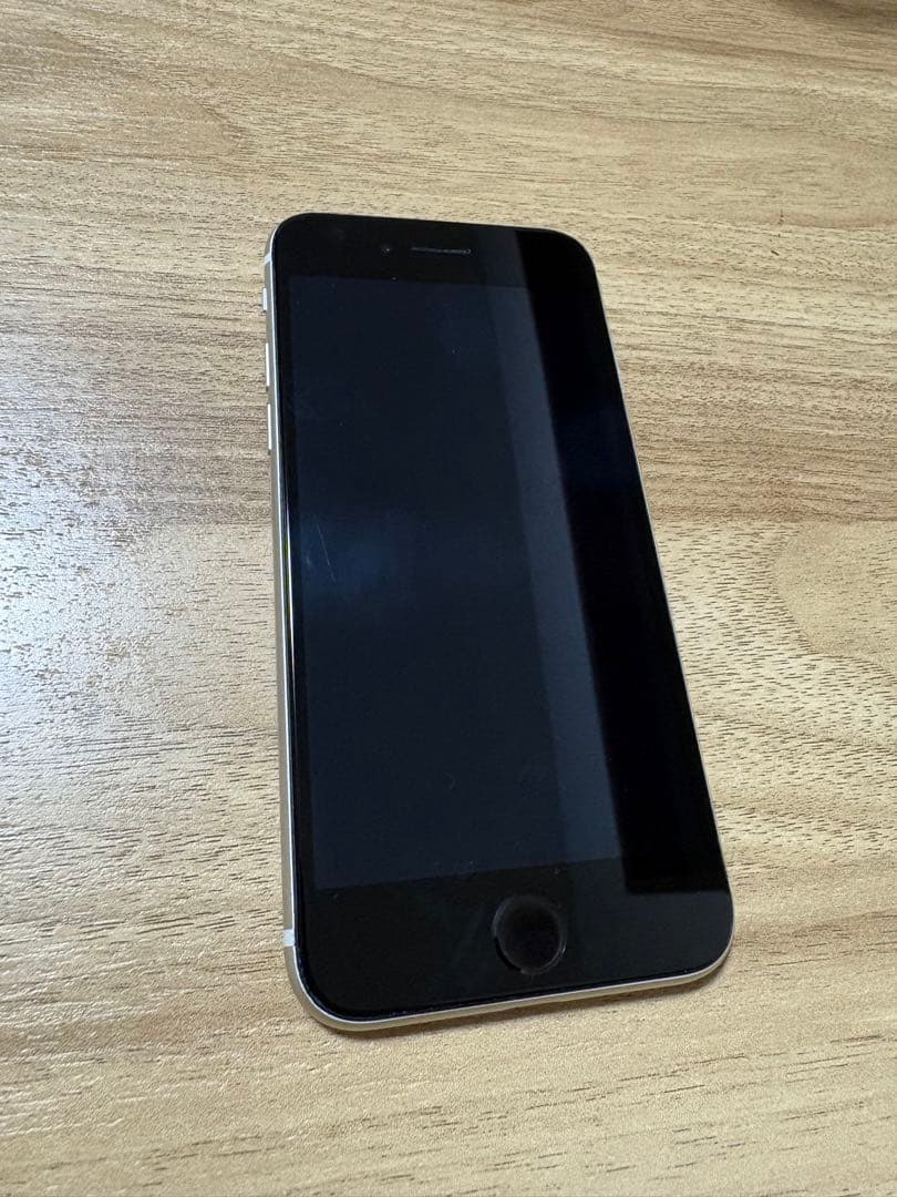 iPhoneSE 第3世代　64GB