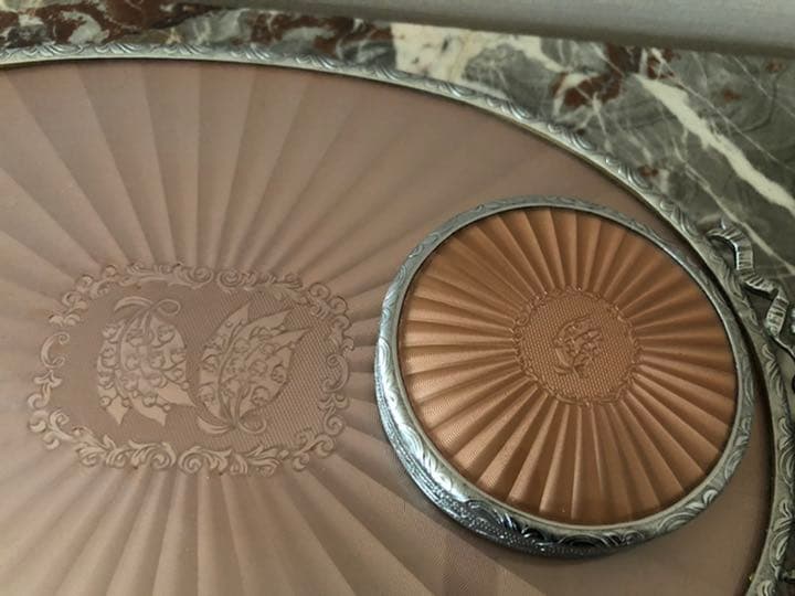 フランスアンティーク　スズラン とリボンのドレッシングセット