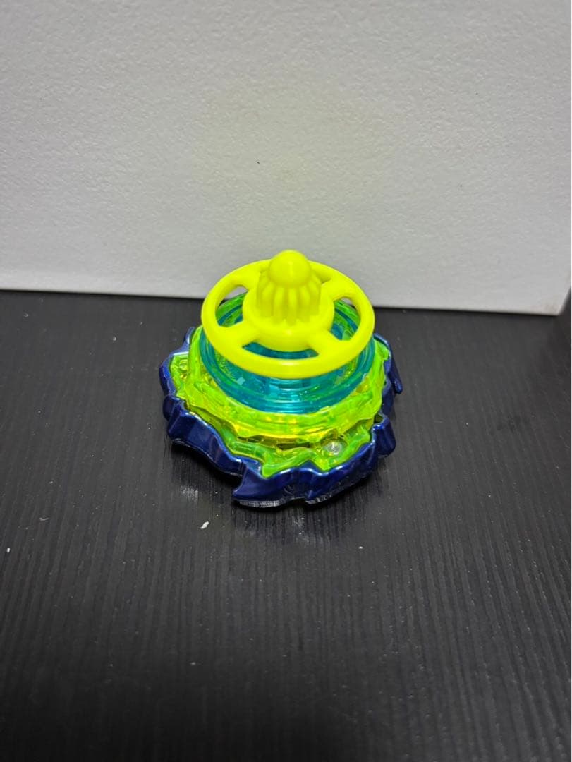 ベイブレードX コロコロ限定　フェニックスウィング9-80DB