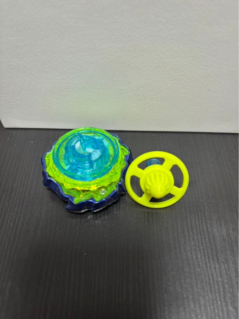 ベイブレードX コロコロ限定　フェニックスウィング9-80DB