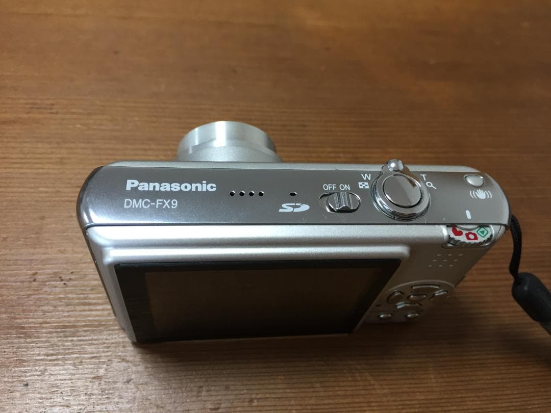 美品 撮影画像あり　Panasonic　DMC-FX9　付属品あり　動作良好