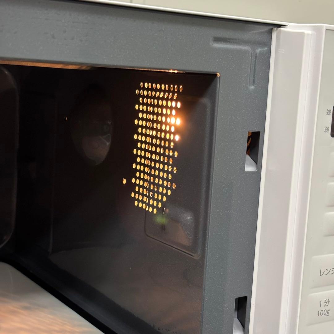 ◇送料込！2024年 アイリスオーヤマ フラット電子レンジ PMG-F188-W