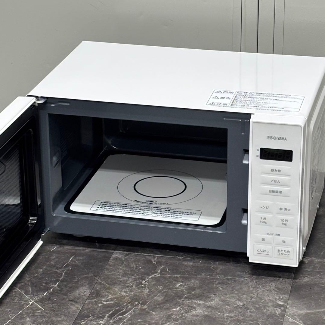 ◇送料込！2024年 アイリスオーヤマ フラット電子レンジ PMG-F188-W