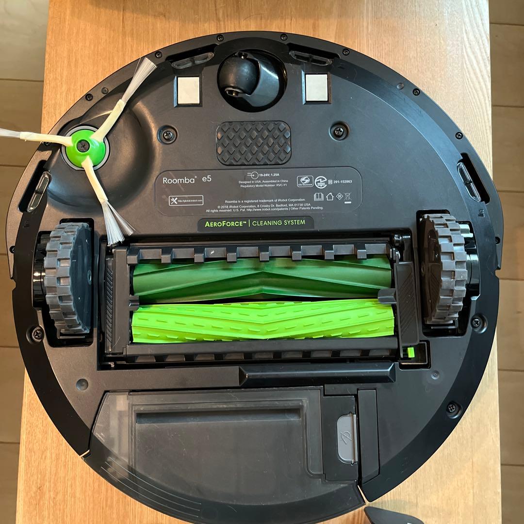 iRobot Roomba ルンバ　e5 ロボット掃除機 本体、箱付き