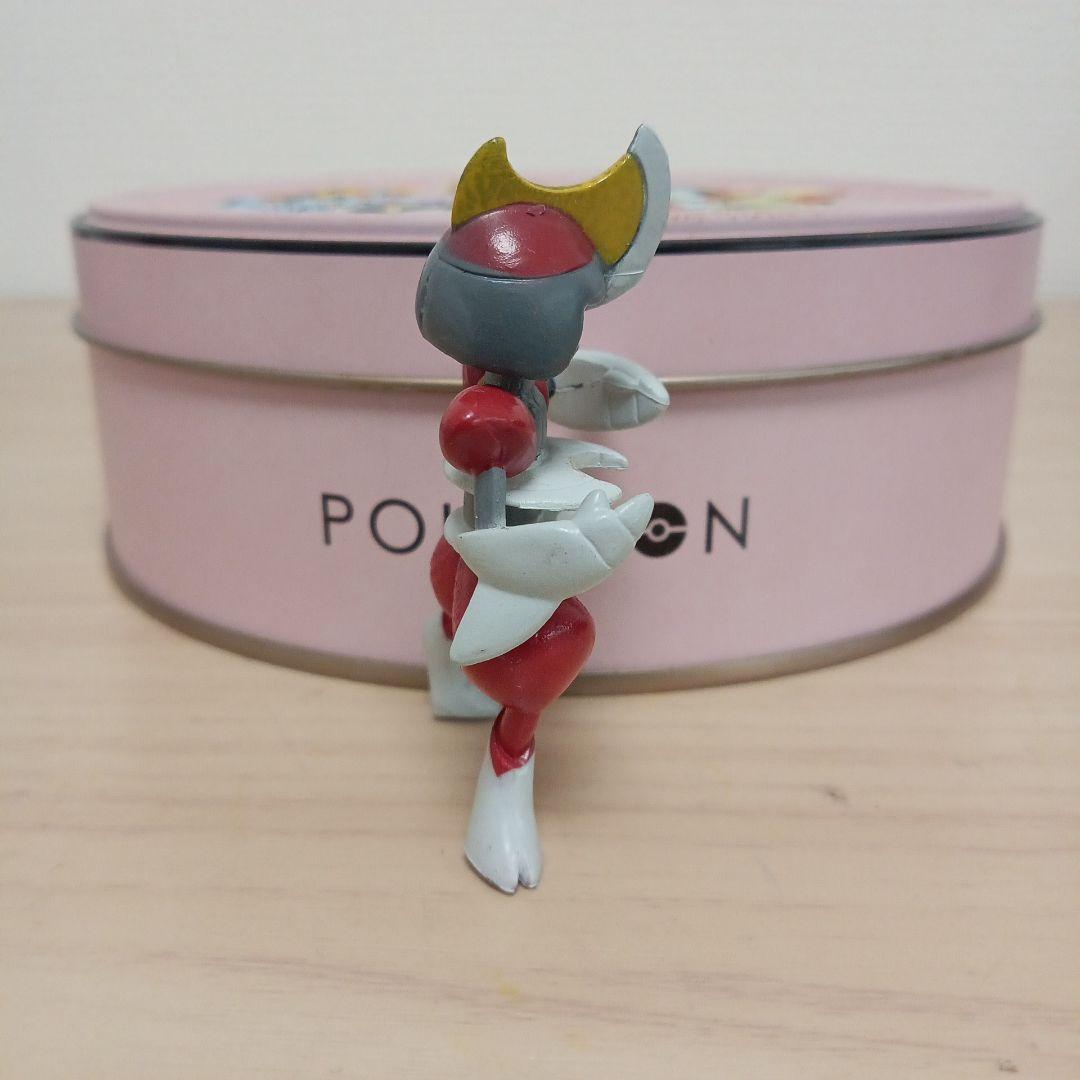 ポケモン　ポケモンポーズフィギュアW　キリキザン