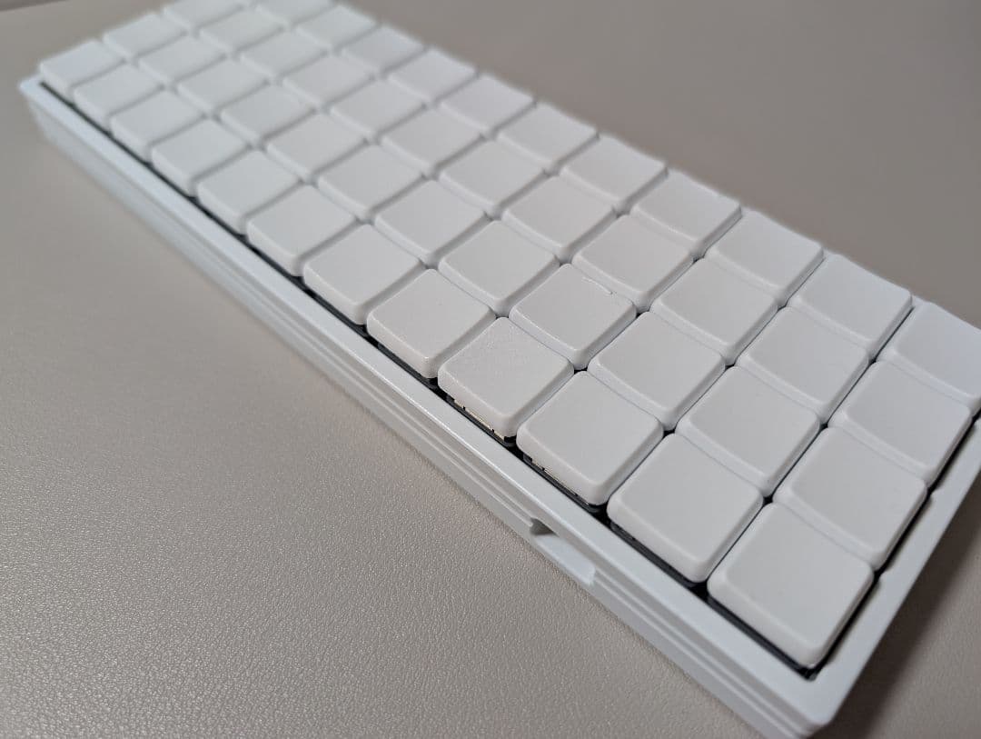 Geonix48 Via (キースイッチ & キーキャップ セット)