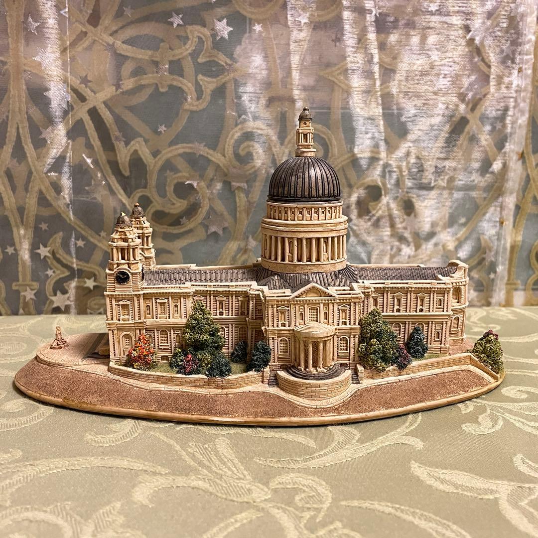 ★リリパットレーン401☆St Pauls Aathedral