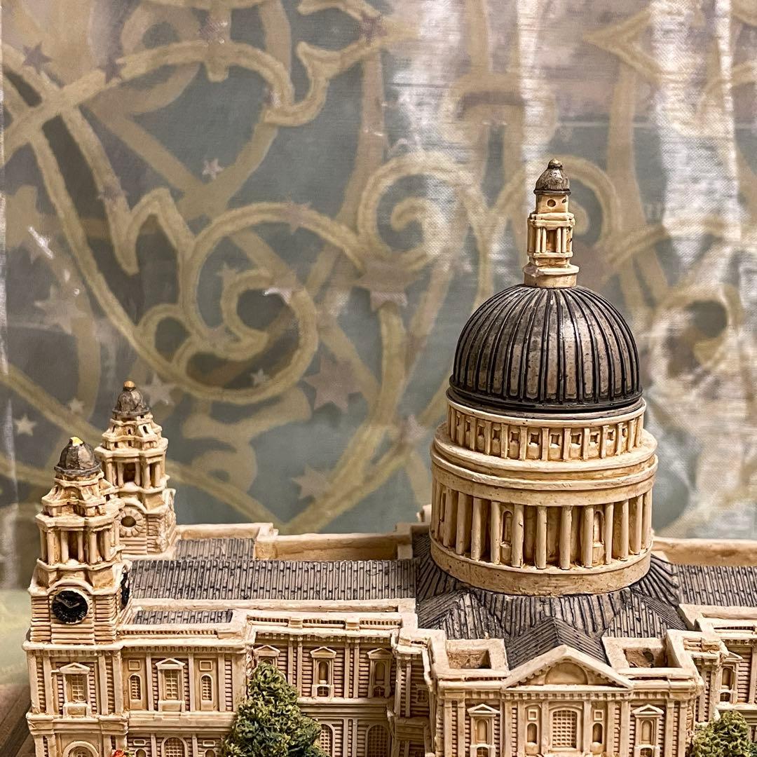 ★リリパットレーン401☆St Pauls Aathedral