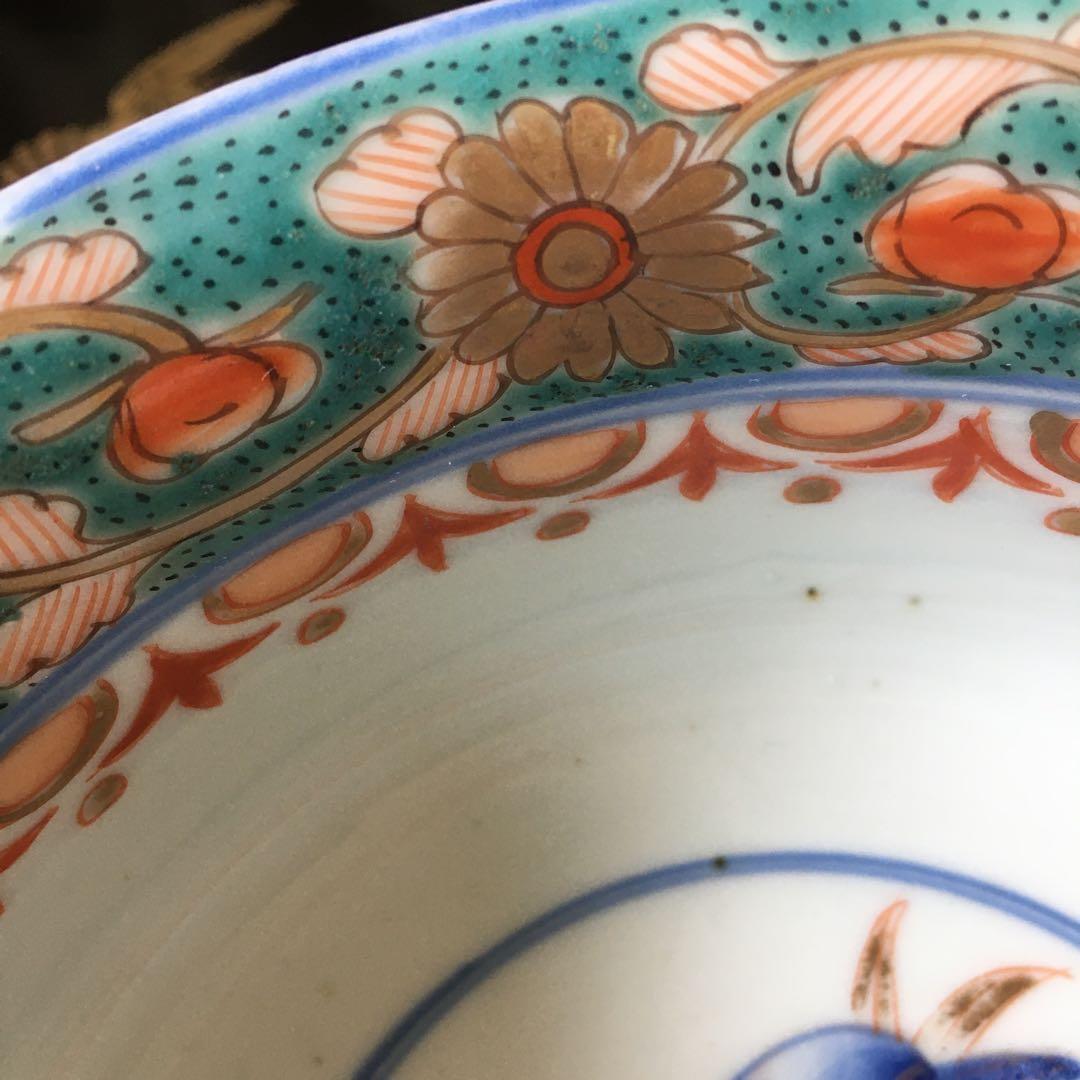 古伊万里　金彩色絵　菊唐草、瓔珞文、桃の図　三つ組鉢