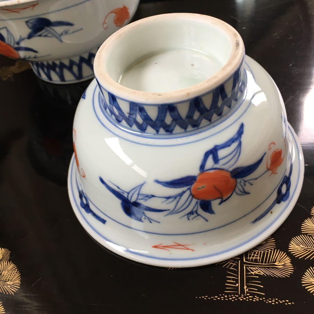 古伊万里　金彩色絵　菊唐草、瓔珞文、桃の図　三つ組鉢