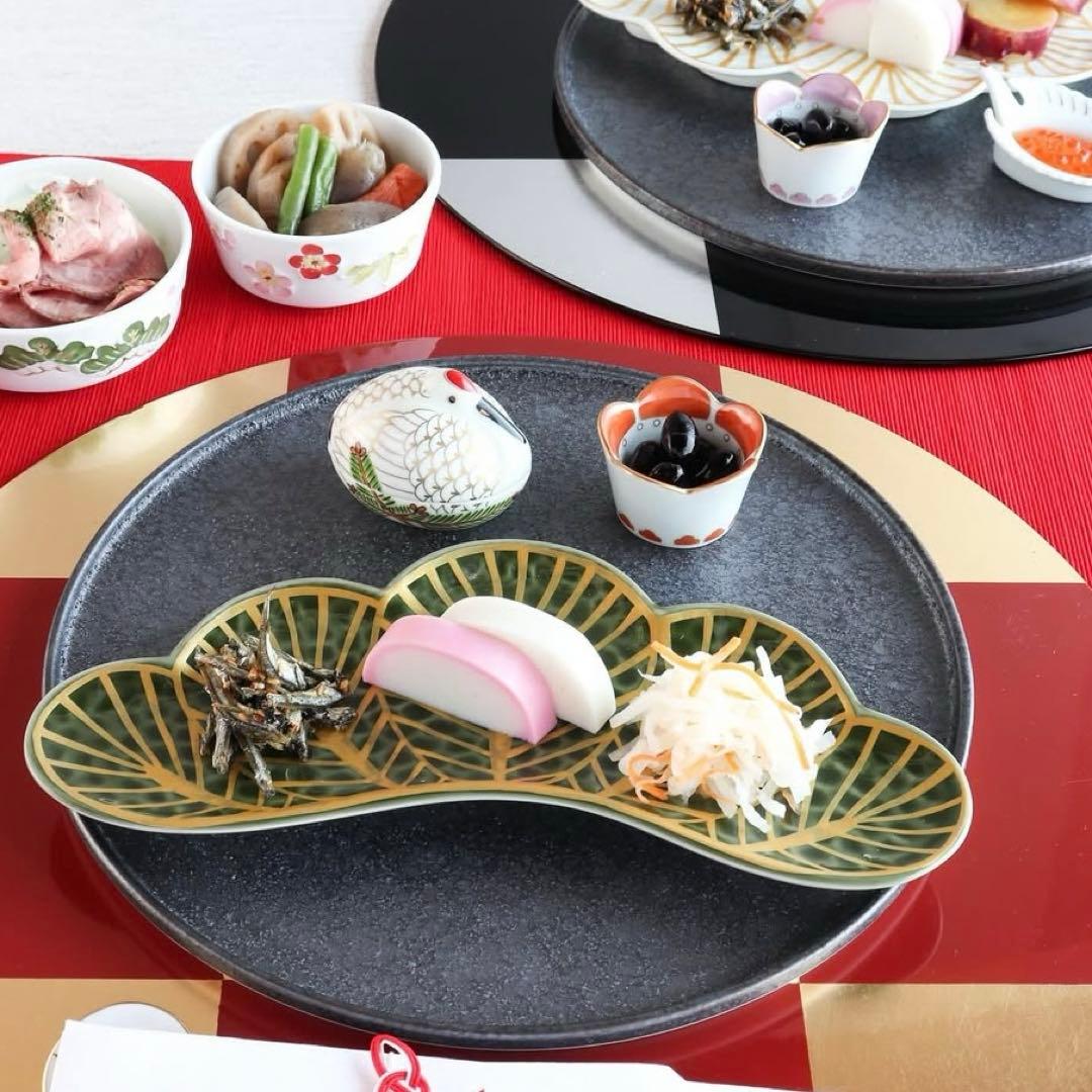 【新品】【大人気】有田焼幸楽窯　鶴亀珍味入セット　縁起物