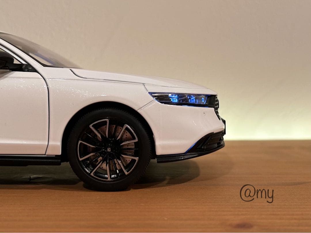 【値下げ不可】 Honda Accord 1/18 ミニカー ホワイト