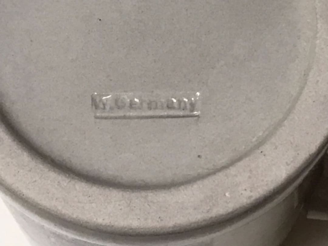 値下げしました　ドイツ製　陶器製　ビアジョッキ　9個セット