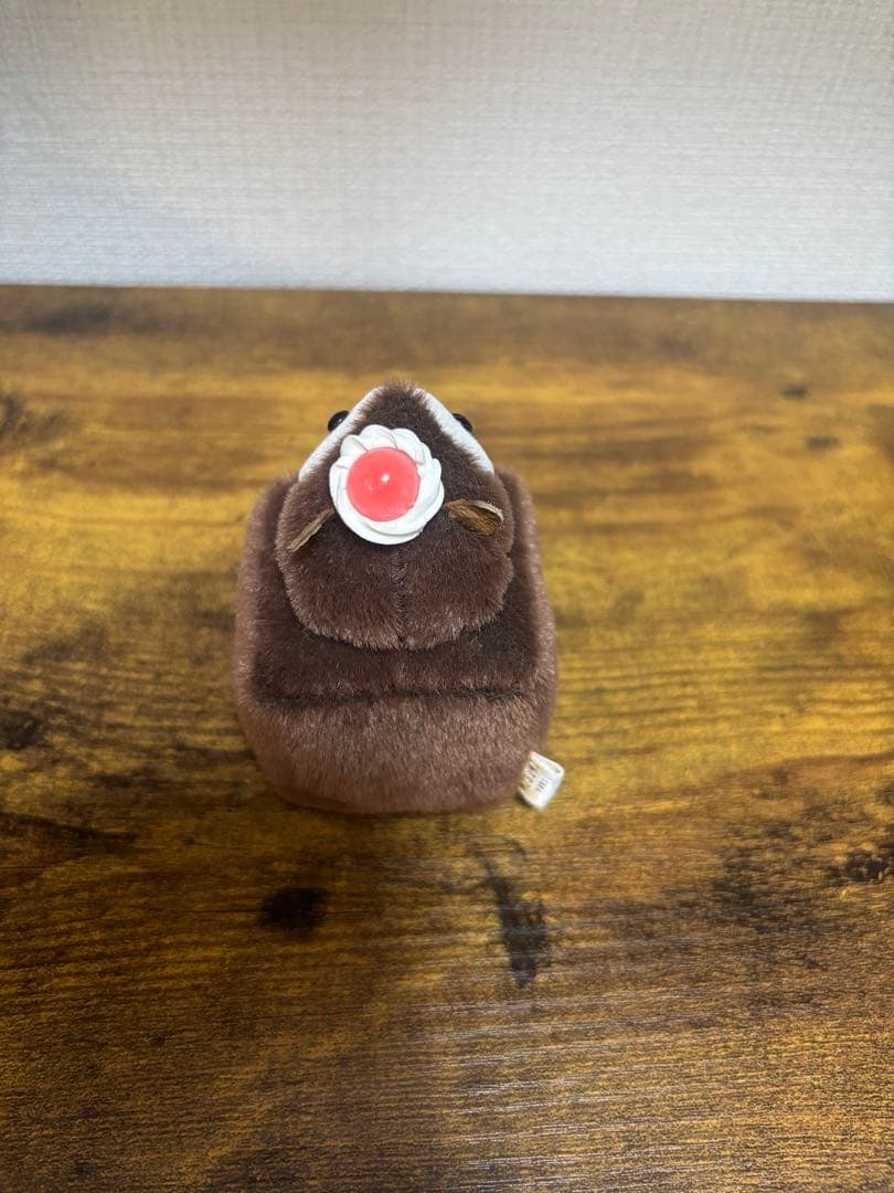 三角ユウリ　たぬきケーキ　ぬいぐるみ　四角