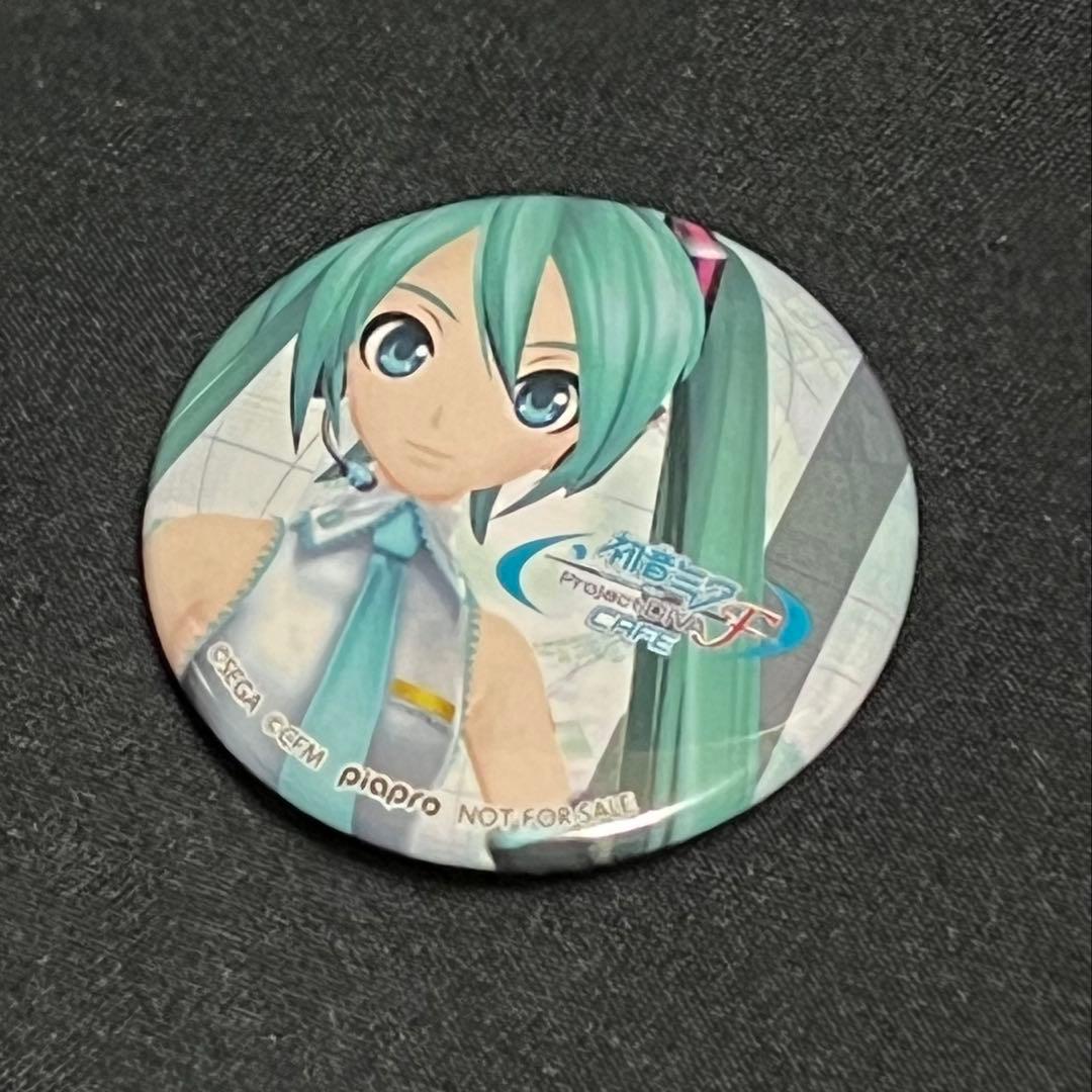 グッ鉄カフェ　初音ミク　缶バッジ　ガチャ　1点