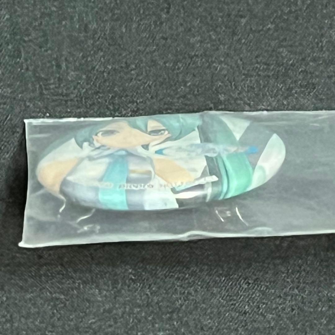 グッ鉄カフェ　初音ミク　缶バッジ　ガチャ　1点