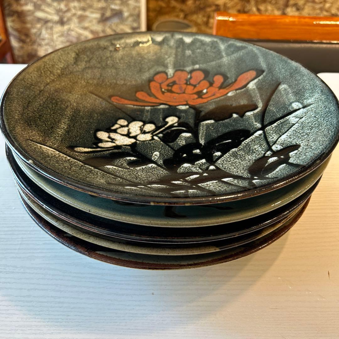 陶器の皿5枚セット 花と枝デザイン