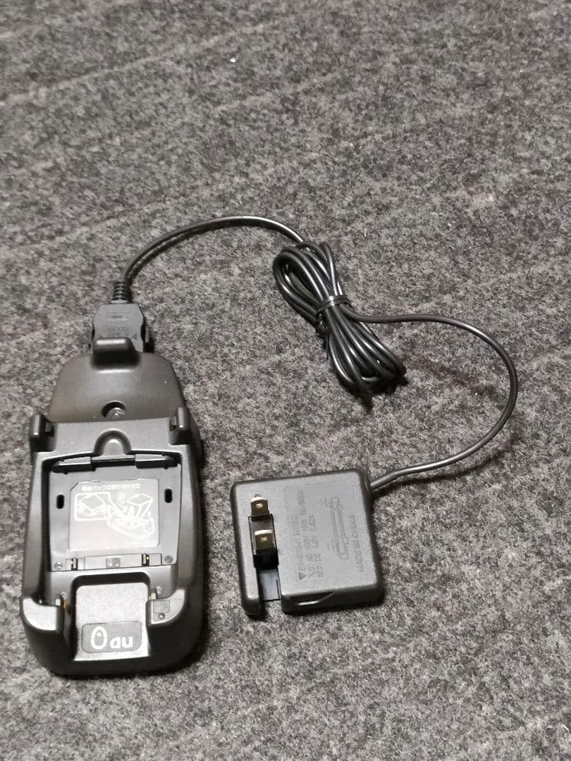 SONY C404S DIVAライト au cdmaOne ガラケー 実機