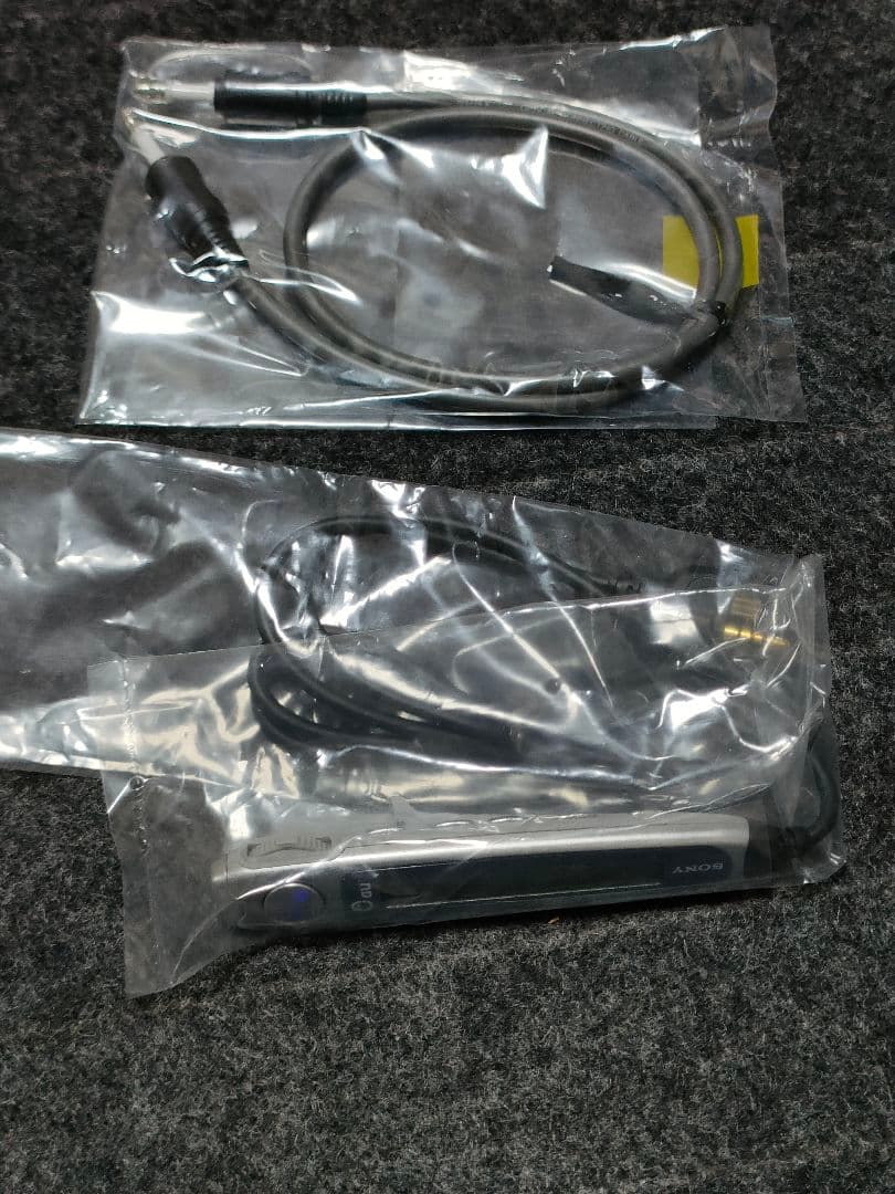 SONY C404S DIVAライト au cdmaOne ガラケー 実機