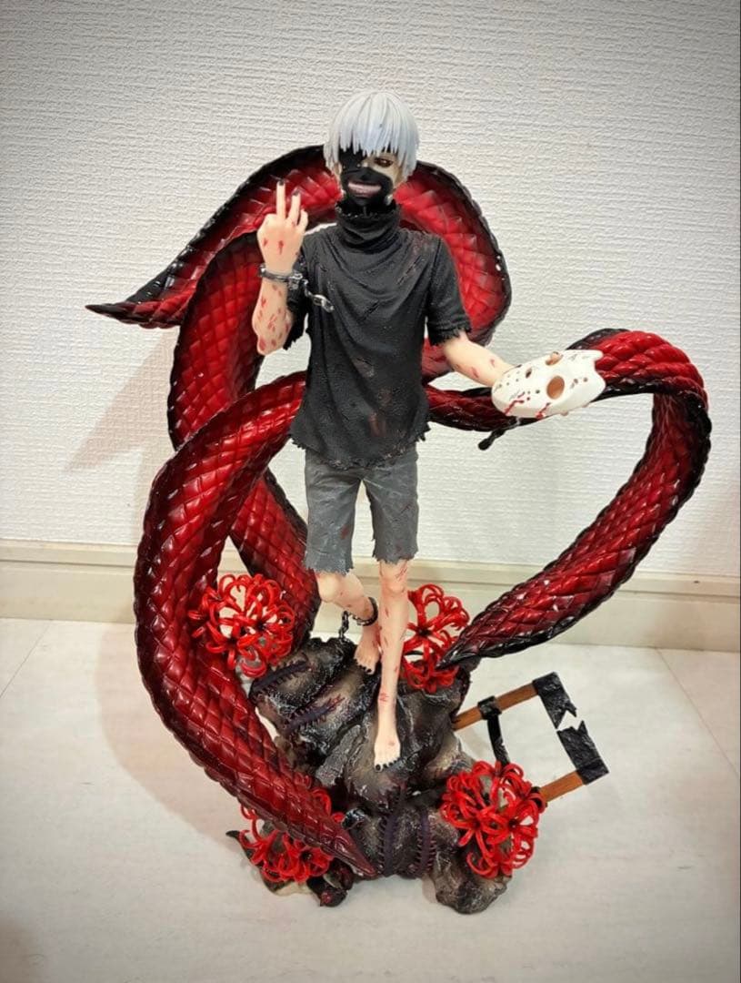 Tokyo Ghoul Ken Kaneki フィギュア 蛇のデザイン35cm