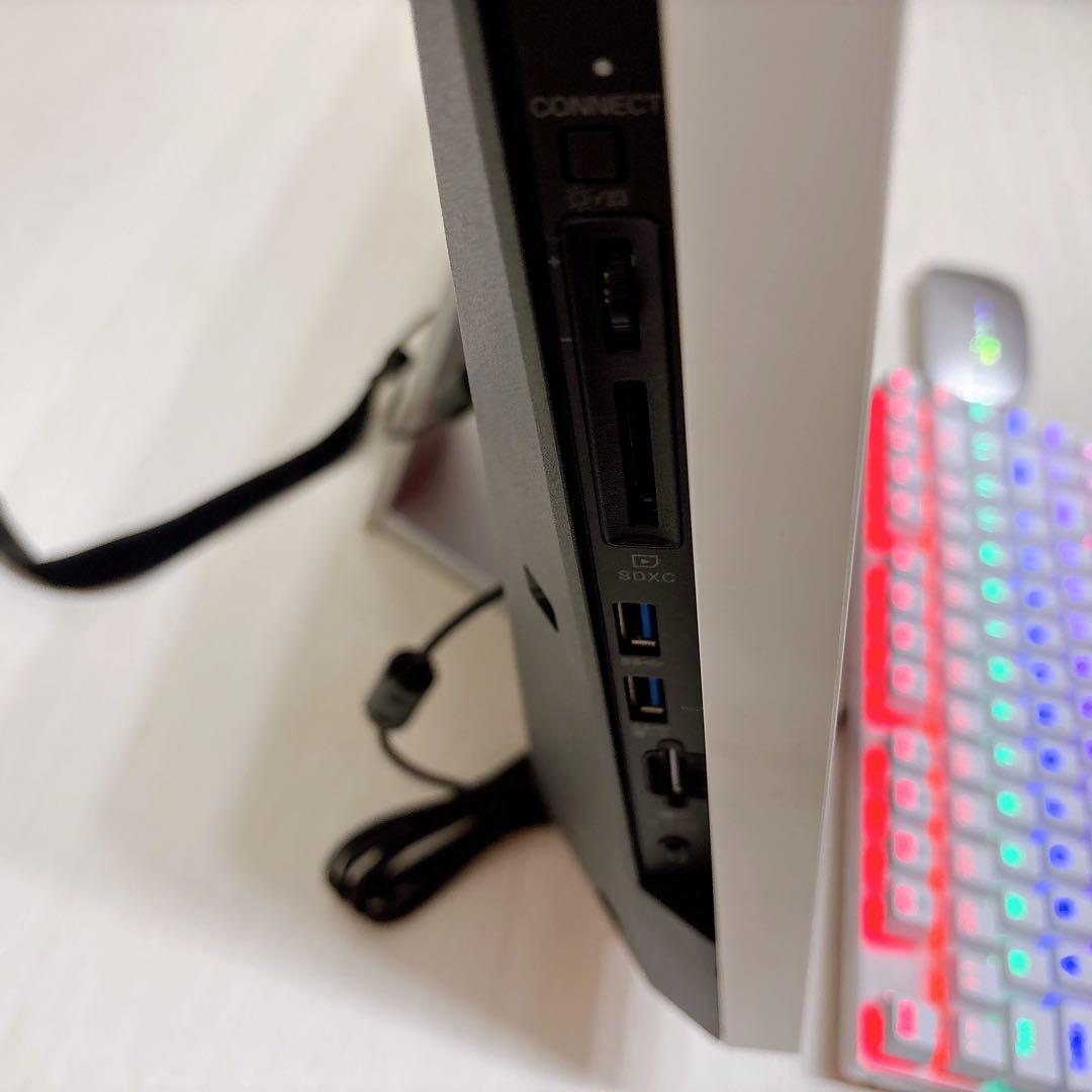 Win11 Core i7 8500U 1.99GHzメモリ8GB HDD3TB