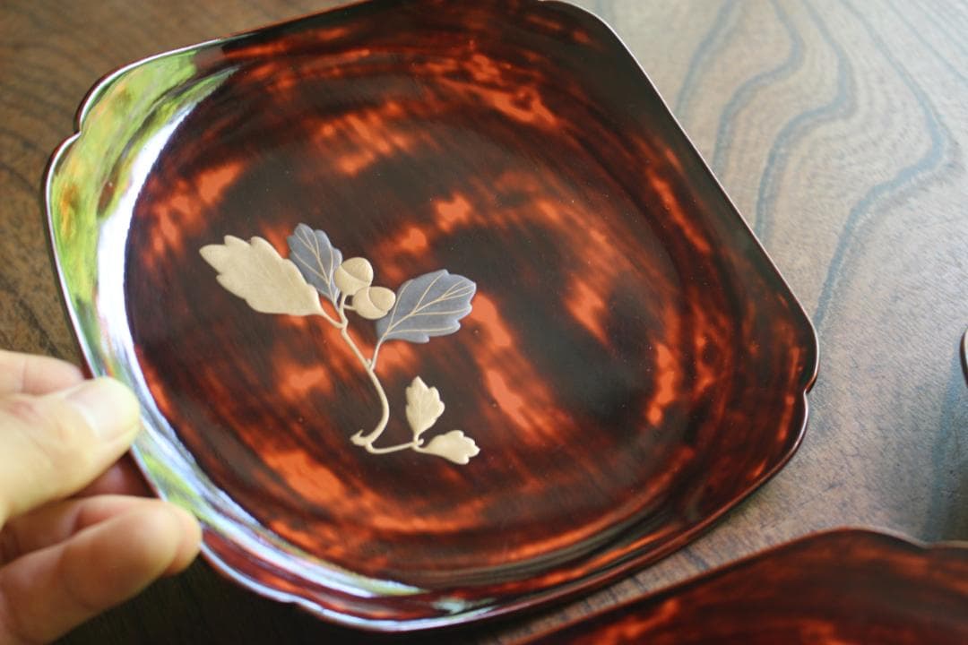 デッドストック！時代曙塗に優美な花蒔絵の映えるお皿3点（検輪島塗蒔絵皿菓子皿