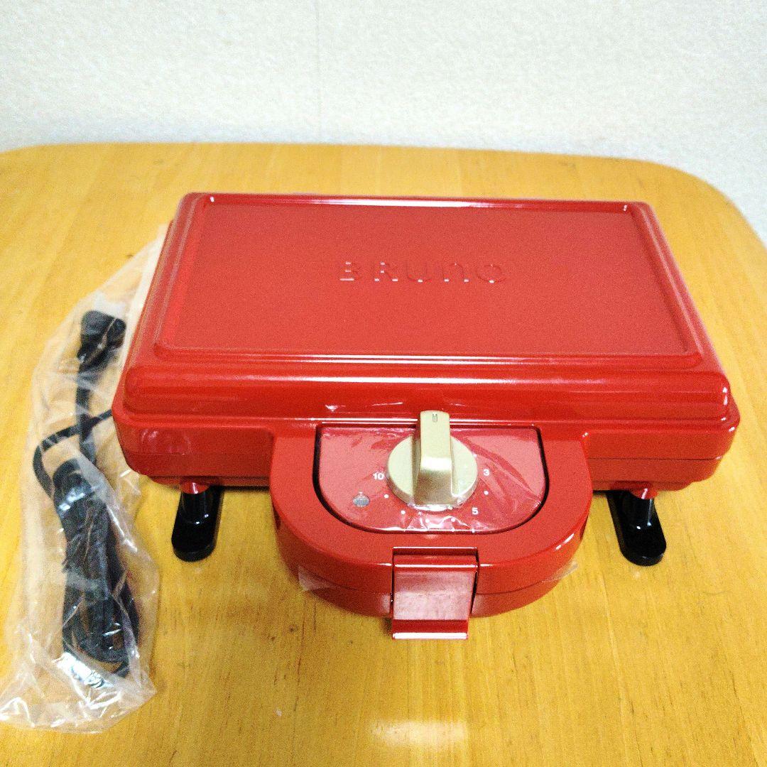 BRUNO 　ホットサンドメーカーレッド新品未使用♡