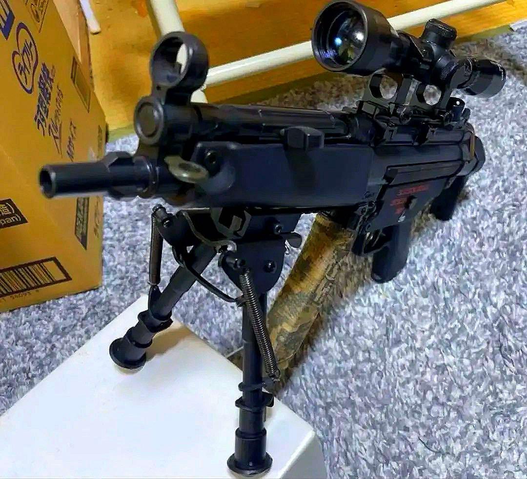 JAC MP5 A5 ガスガン　スコープ付き　AK m16 m870