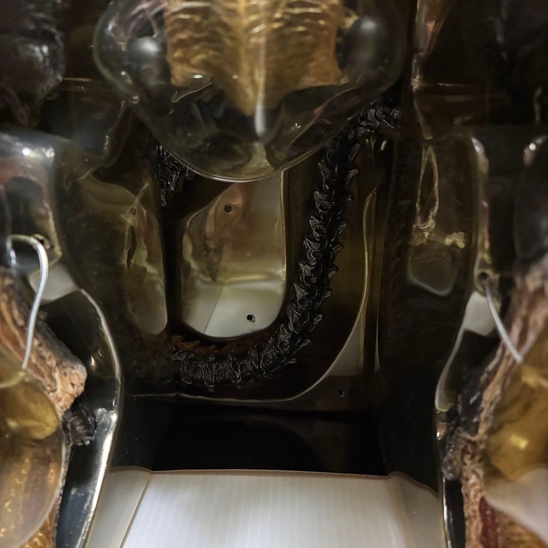 ホットトイズ　プレデリアン ダメージ版 AVP2 限定　輸送箱付　コレクター